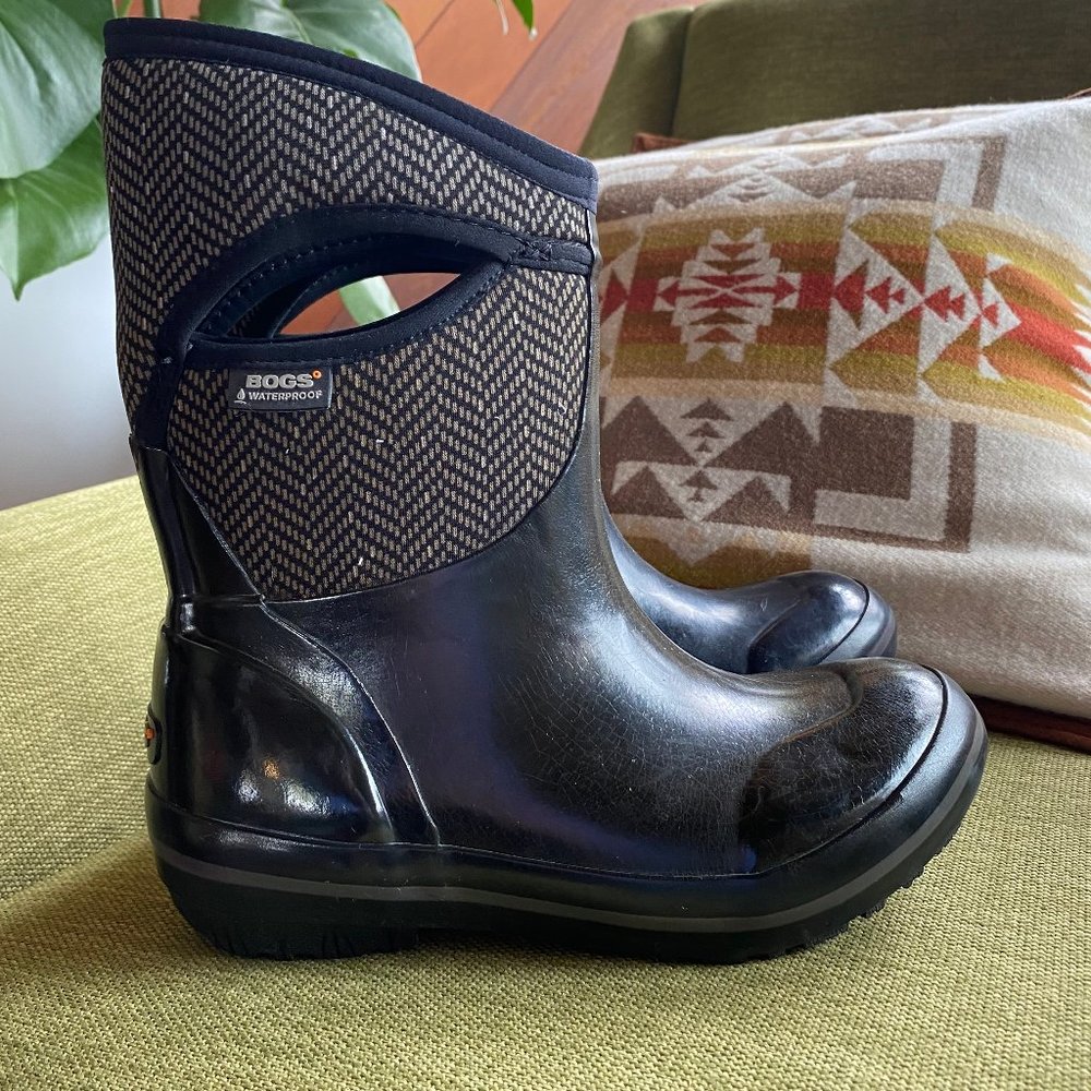 Women's Mid Length BOGS Herringbone Rubber Waterproof Insulated Boots Size 7